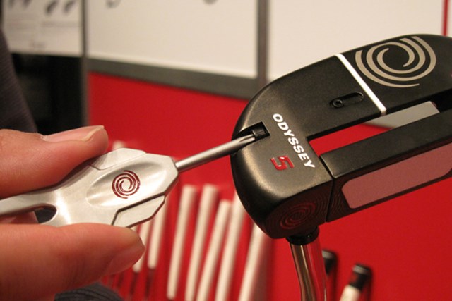 キャロウェイから調整機能付きドライバー Razr Fit ギアニュース Gdo ゴルフダイジェスト オンライン