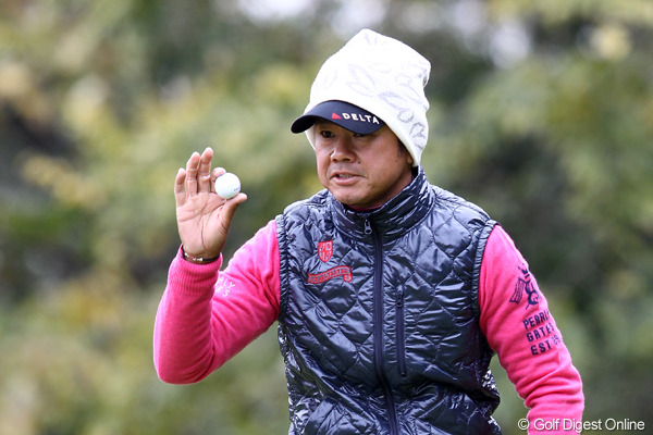 初日首位の藤田寛之は一歩後退 谷口徹の怖さは…