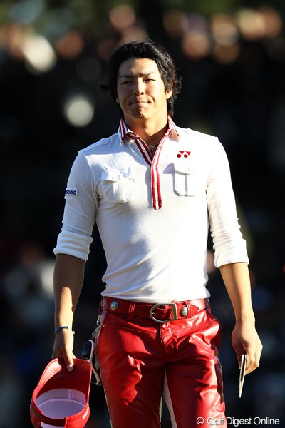 2011年 ゴルフ日本シリーズJTカップ 最終日 石川遼 勝負どころで苦しんできた今シーズン。最後まで“惜しい”戦いが続いた。それでも石川遼は歩みを止めない