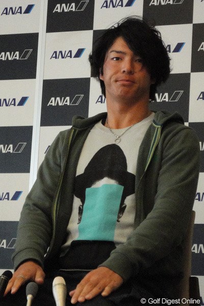 2011年 「タイランド選手権」出国会見 石川遼 2011年の締めくくりにタイでの戦いを選んだ石川遼。「モチベーションはすごく高い」と意欲。