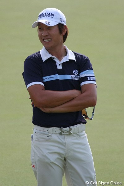 2011年 タイゴルフ選手権 3日目 キム・キョンテ キム・キョンテもこれが今季最終戦。来シーズンは「日本とアメリカでの試合をもうちょっと増やします」だそう