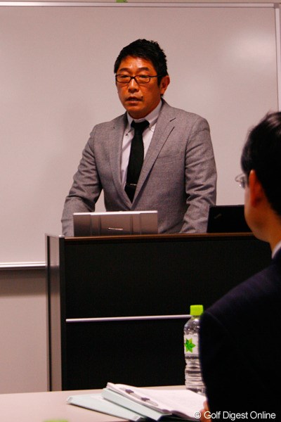 2012年 金子柱憲が修士論文を発表