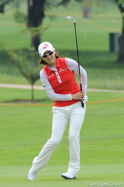 画像詳細 12年 ホンダ Lpgaタイランド12 2日目 チェ ナヨン 雷によりサスペンデッド 藍は暫定7位タイに後退 12年 ホンダ Lpgaタイランド12 Gdo ゴルフダイジェスト オンライン