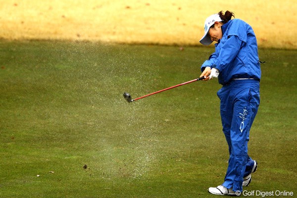2012年 ヨコハマタイヤゴルフトーナメントPRGRレディスカップ 初日 藤本麻子