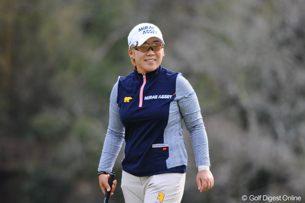 申智愛が単独首位に浮上 2年ぶりの勝利に王手！