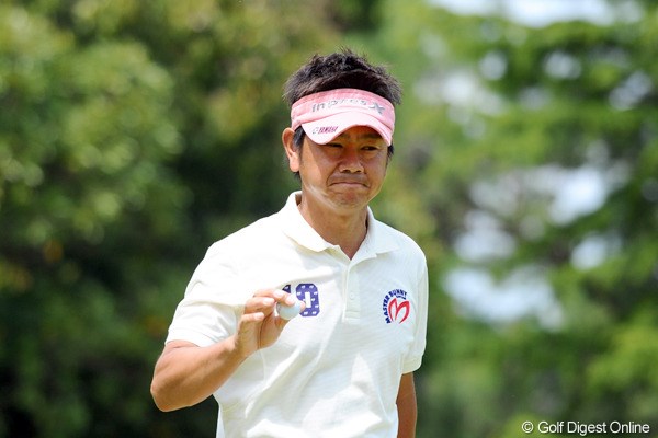 2012年 つるやオープンゴルフトーナメント 3日目 藤田寛之 首位と3打差。最終日最終組から逆転を狙う藤田寛之