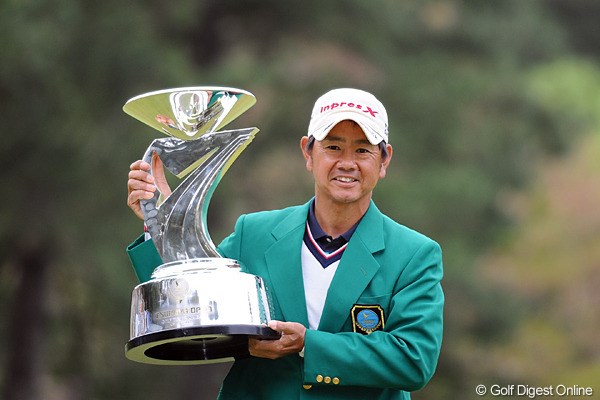 2012年 つるやオープンゴルフトーナメント 最終日 藤田寛之 逆転で2年ぶりの大会制覇を果たした藤田寛之