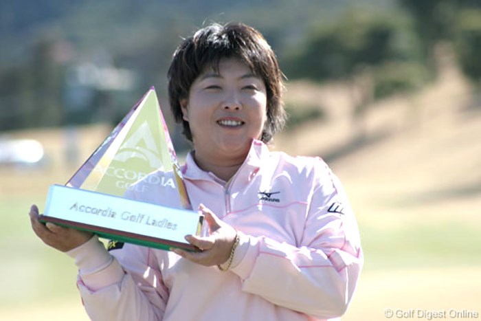 通算10勝目を6打差の圧勝で飾った木村敏美 アコーディア・ゴルフ レディス最終日