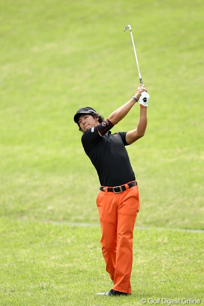 2012年 日本プロゴルフ選手権大会 日清カップヌードル杯 2日目 石川遼 第2ラウンドからキャビティバックタイプのアイアンに変更した石川遼だったが、巻き返しならず。