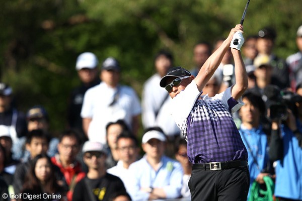 2012年 日本プロゴルフ選手権大会 日清カップヌードル杯 3日目 谷口徹 3日間トップを守り続けている谷口徹。苦しみながら完全優勝に王手をかけた。