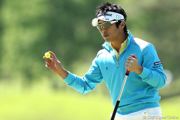 2012年 日本プロゴルフ選手権大会 日清カップヌードル杯 3日目 谷昭範 5アンダーから1オーバー・・・に15位タイまで健闘むなしく落としてしまった。