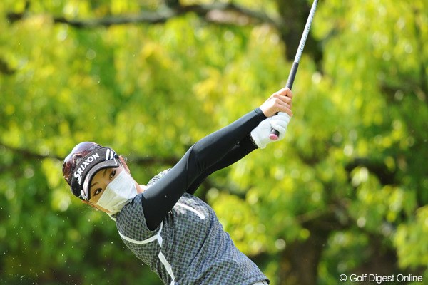 2012年 中京テレビ・ブリヂストンレディスオープン 初日 青山加織