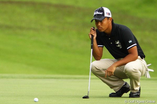 2012年 ダイヤモンドカップゴルフ 初日 小平智 小平智は同世代の活躍に刺激を受けながら飛躍を目指す。オフには徹底してパッティング技術の向上に励んできた。