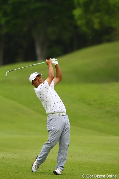 2012年 ダイヤモンドカップゴルフ 2日目 小田孔明 ディフェンディングチャンピオンは、1打足りず予選落ち。