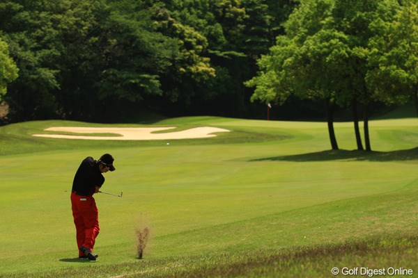 2012年 ダイヤモンドカップゴルフ 3日目 池田勇太 男子ツアーを初めて開催するザ・カントリークラブ・ジャパン。戦略的で頭が疲れそうなコースです。勇太はジュニア時代から慣れ親しんでます。