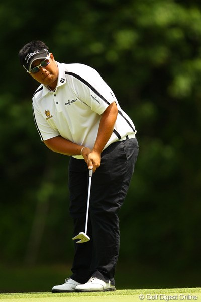 2012年 ダイヤモンドカップゴルフ 3日目 キラデク・アフィバーンラト タイ出身の巨漢選手、アフィバーンラト。4打差逆転での日本ツアー初優勝を狙う。
