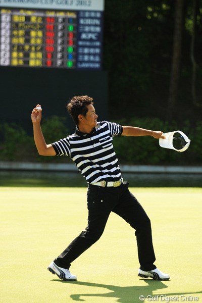 2012年 ダイヤモンドカップゴルフ 最終日 藤田寛之 何とか逃げ切りました。早くも今シーズン2勝目です。