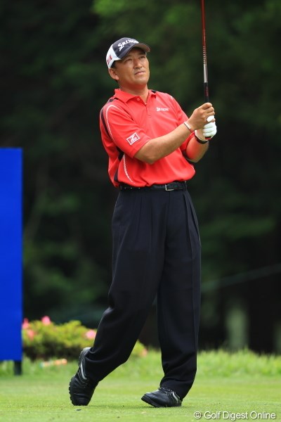 2012年 日本ゴルフツアー選手権 Citibank Cup Shishido Hills 初日 細川和彦 ファッションも含め、まったく昔から変わらないな。.