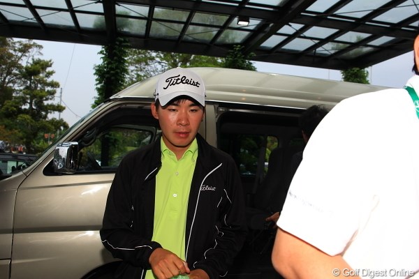 2012年 日本ゴルフツアー選手権 Citibank Cup Shishido Hills 2日目 川村昌弘 通算10アンダーで暫定単独首位に立つ川村昌弘。この日はここまで5バーディ、ノーボギーと勢いは衰えを知らない。