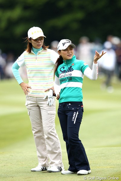 2012年 リゾートトラストレディス 2日目 横峯さくら 李知姫