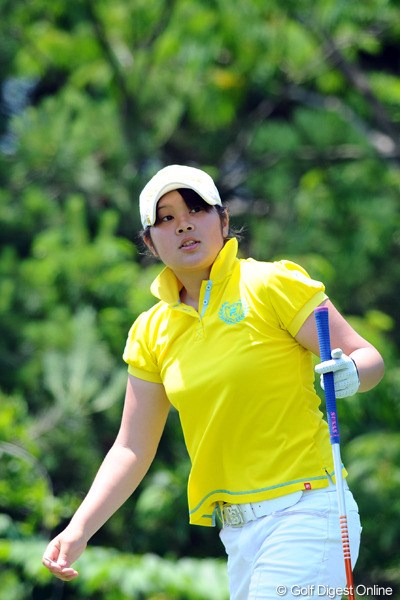 2012年 日医工女子オープンゴルフトーナメント 初日 河野美桜（こうの・みお） 16歳のアマチュア、河野美桜が4位タイの好スタート！