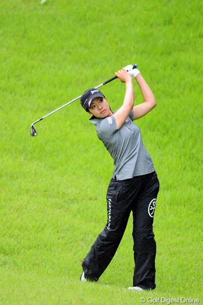2012年 日医工女子オープンゴルフトーナメント 最終日 森田理香子 風雨ともに激しかった前半は、さすがにもたついたけど、後半しっかり巻き返してスコアを伸ばしました。マタ＆リカコーのコンビはホンマに驚異ですワ。6位T