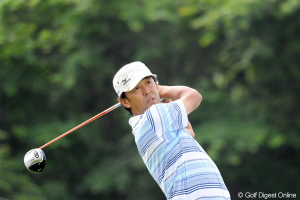 2012年 長嶋茂雄 INVITATIONAL セガサミーカップゴルフトーナメント 2日目 鈴木亨 2日目に5ストローク伸ばして3位浮上。およそ30年ぶりに長嶋茂雄氏と再会を果たせるか。