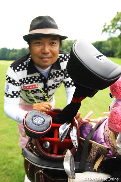 2012年 サマンサタバサ ガールズコレクション・レディーストーナメント 事前 片山晋呉