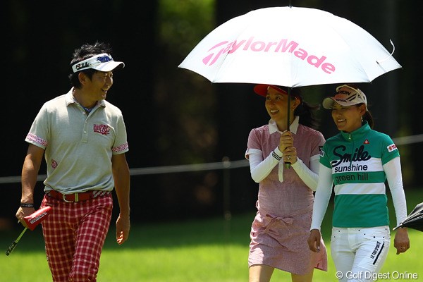 2012年 サマンサタバサ ガールズコレクション・レディーストーナメント 事前 石田純一、東尾理子、横峯さくら