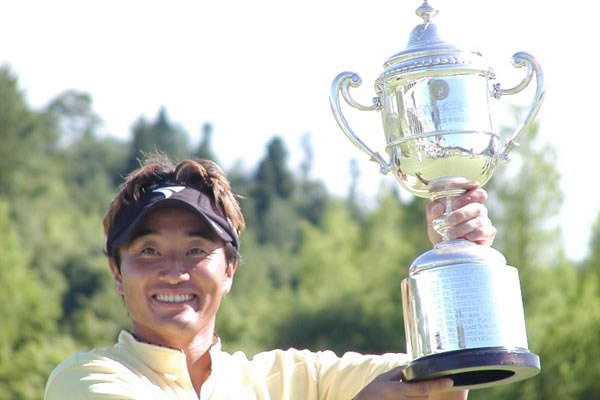 2003年 サトウ食品NST新潟オープンゴルフ選手権競技 最終日 宮本勝昌 昨年の借りは返した！ツアー5勝目を挙げた宮本勝昌