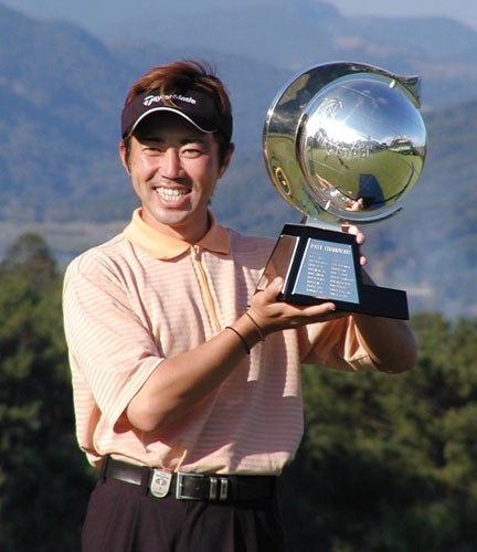 2003年 カシオワールドオープンゴルフトーナメント 最終日 今井克宗 2位に7打差の圧勝で初優勝を決めた今井克宗