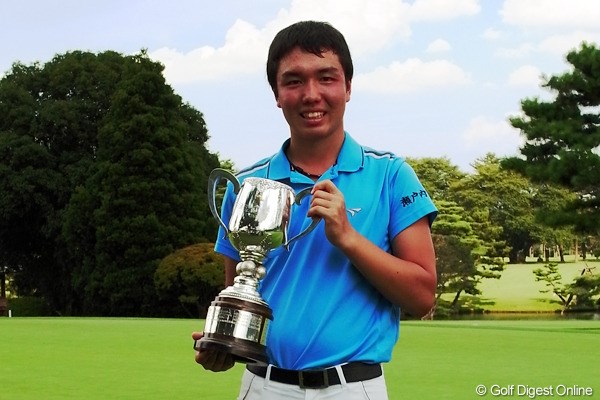 2012年 日本ジュニアゴルフ選手権競技 最終日 小西健太 5連続バーディなど怒涛のバーディラッシュで逆転優勝を果たした小西健太。