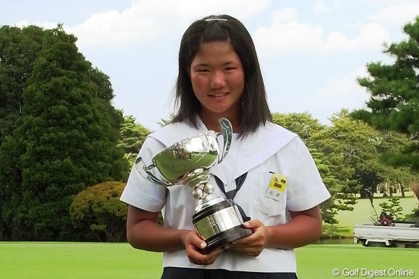 2012年 日本ジュニアゴルフ選手権競技 最終日 松原由美 今後は攻めるだけのゴルフではなく戦略を練ってゴルフをしたいと話す松原由美