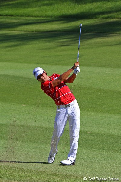 2012年 関西オープンゴルフ選手権競技 2日目 キム・キョンテ キム・キョンテは1つ落として急降下。らしくないショットの乱れが目立ちました