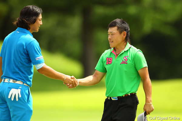 雷雲でサスペンデッド！藤本佳則が暫定首位