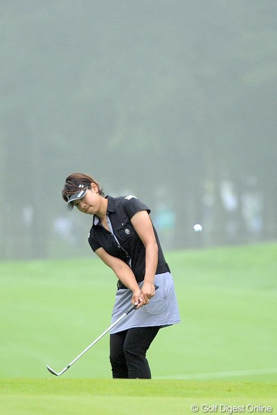 師匠・岡本綾子譲りのアプローチも冴えた。ビッグスコアで3位タイに急浮上した森田理香子