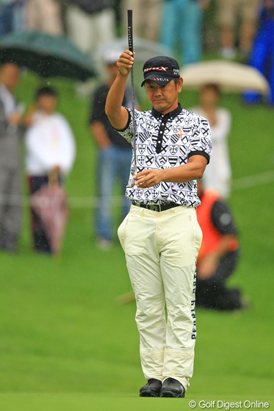 藤田寛之は2打届かず3位も、賞金ランクトップに肉薄