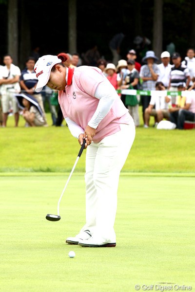 2012年 ゴルフ5レディスゴルフトーナメント 最終日 アン・ソンジュ 李知姫とのマッチレースを制したアン・ソンジュが2週連続優勝を達成。