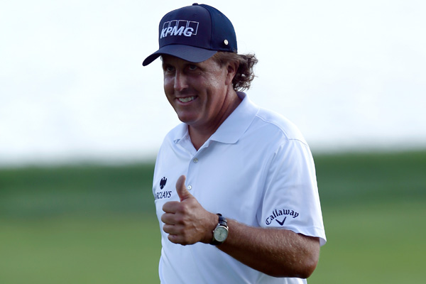 首位タイにP.ミケルソンが浮上！R.マキロイが1打差で最終日へ