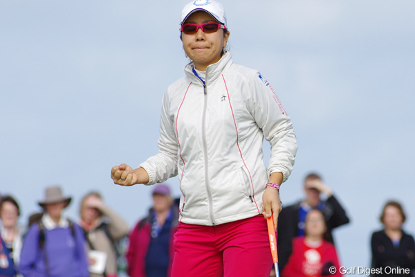 美香3位タイの最終組で36ホール決戦へ