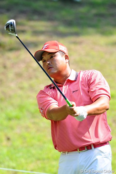 2012年 アジアパシフィックオープンゴルフチャンピオンシップ パナソニックオープン 2日目 小田孔明 3番ショートの池ポチャ＆ボギーをものともせずに、スコアを2つ伸ばして2位タイ。やっぱり三宮の強さはホンマモンでした。