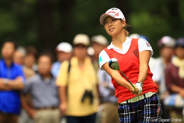 2012年 日本女子オープンゴルフ選手権競技 2日目 木戸愛 一時は首位を快走。首位に1打差の単独2位で決勝ラウンドを迎える木戸愛