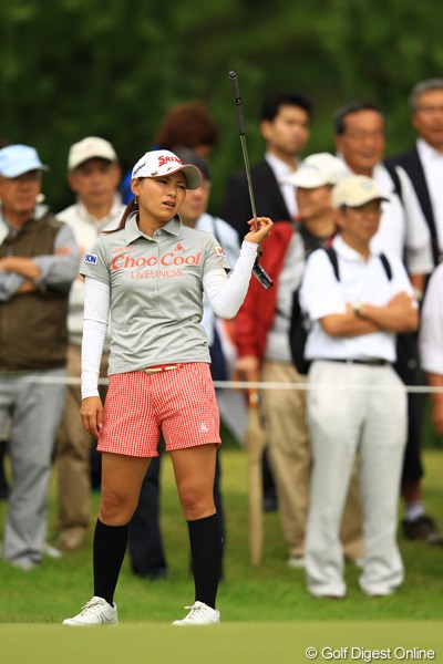 2012年 日本女子オープンゴルフ選手権競技  2日目 横峯さくら 辛くも05年以来となる予選落ちは回避した横峯さくら。復調の気配は未だ見られず・・・