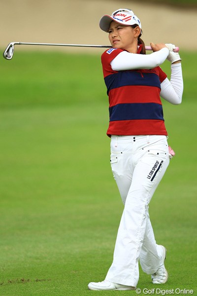 2012年 日本女子オープンゴルフ選手権競技  3日目  横峯さくら ショットに久々の手応えを口にした横峯さくら。復調への糸口を掴めるか