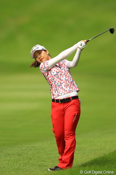 2012年 日本女子オープンゴルフ選手権競技  3日目 黄アルム 今日のベストスコア68を叩きだし、一気に9位タイにジャンプアップ！