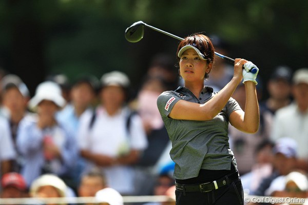 2012年 日本女子オープンゴルフ選手権競技  3日目 森田理香子 スタートからボギー、ボギー、ダボ発進・・・その後も歯止めは効かず82の逆噴射。一体どうしちゃったの？