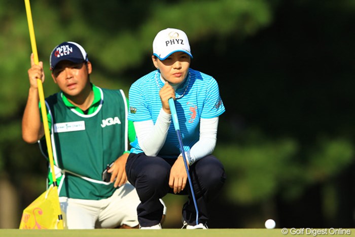 昨日までの安定感のあるゴルフはどこへやら。9位タイへ後退です。 2012年 日本女子オープンゴルフ選手権競技  3日目 金ナリ