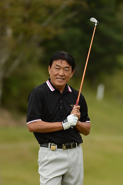 2012年 日本プロゴルフシニア選手権大会 3日目 羽川豊 5ストローク伸ばし首位と2打差の単独3位に浮上した羽川豊 ※画像提供：日本プロゴルフ協会