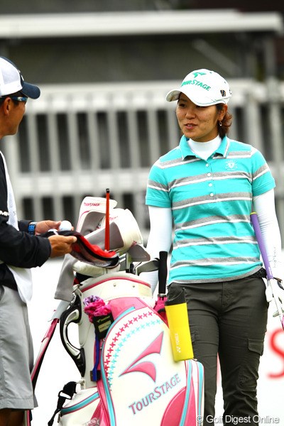 2012年 富士通レディース 事前  比嘉真美子