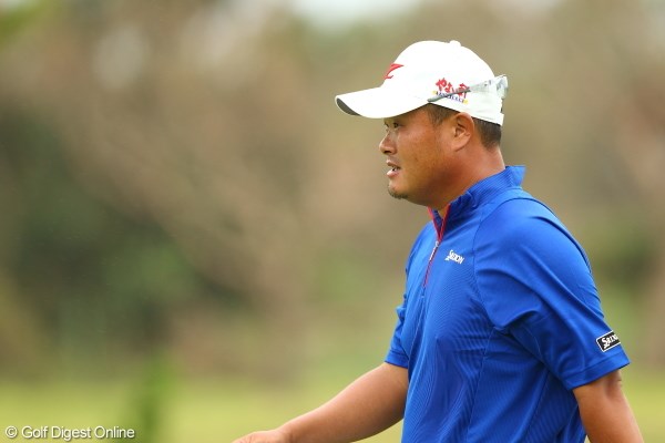 2012年 日本オープンゴルフ選手権競技 2日目 小田孔明 雨風の中での戦い、過酷な条件の中で強さを発揮する小田孔明が2位に。